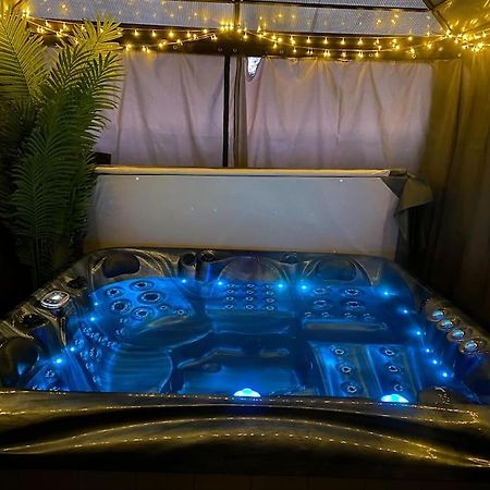 Апартаменти Secret Gem 1 Bed Garden Flat Private Luxury Hot Tub Борнмут Екстер'єр фото