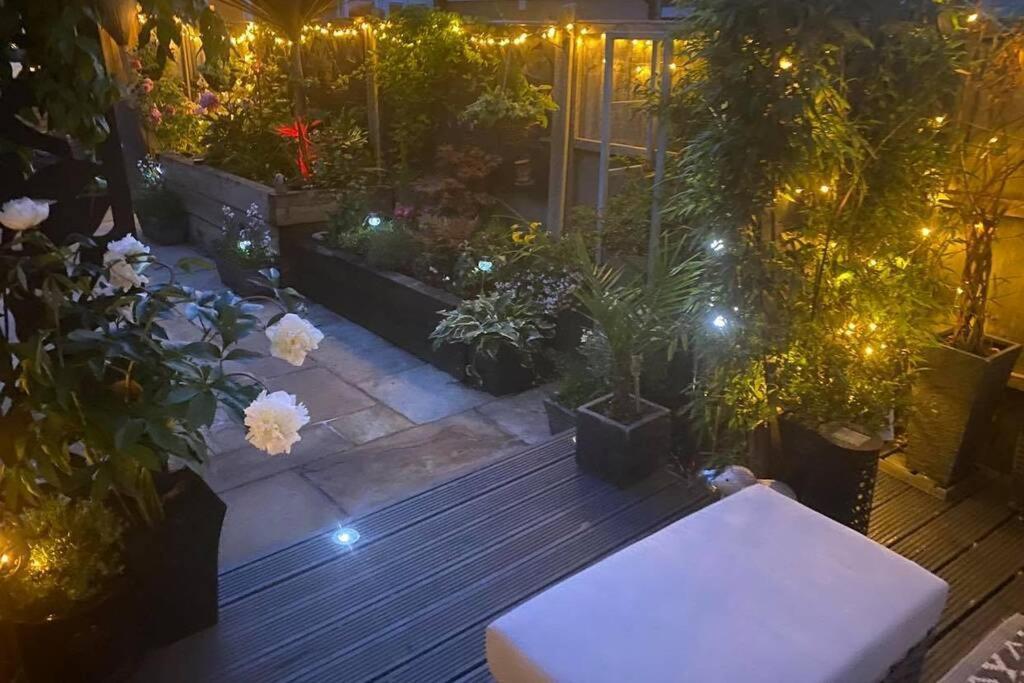 Апартаменти Secret Gem 1 Bed Garden Flat Private Luxury Hot Tub Борнмут Екстер'єр фото